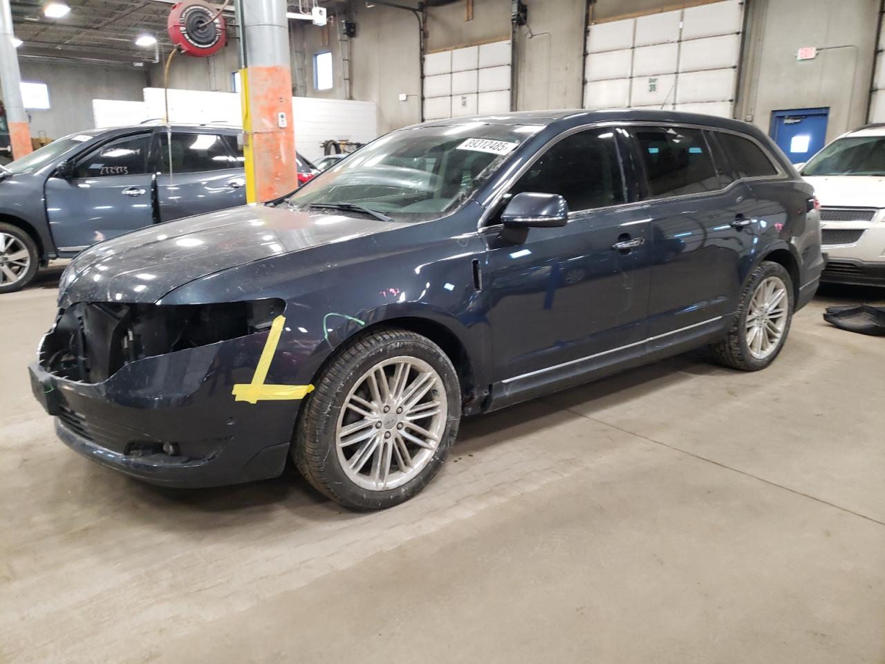 LINCOLN MKT 2013