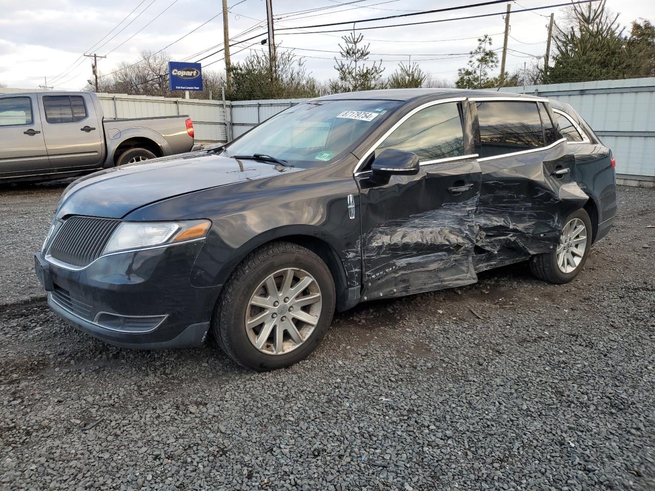 LINCOLN MKT 2014