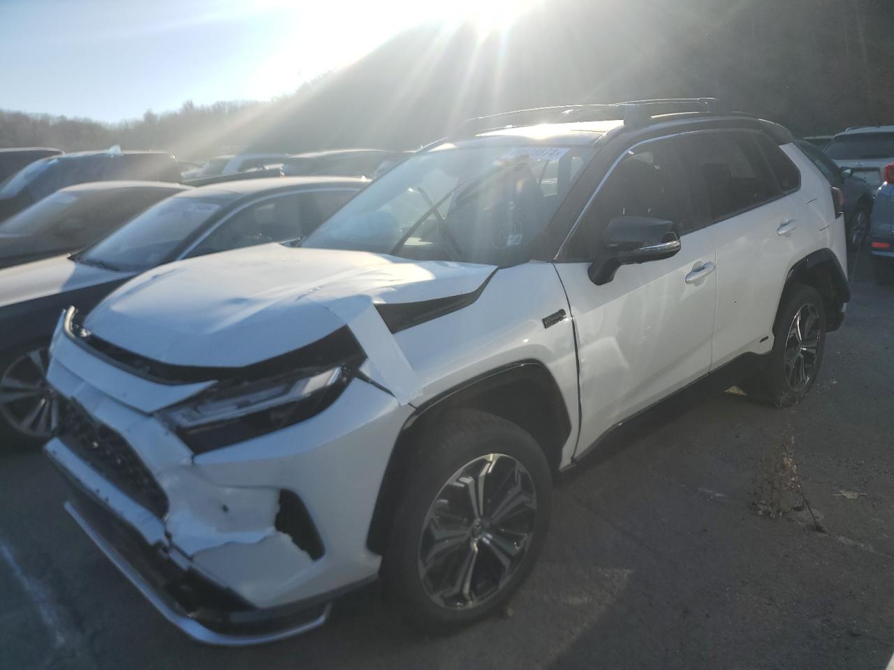 TOYOTA RAV4 PRIME 2024