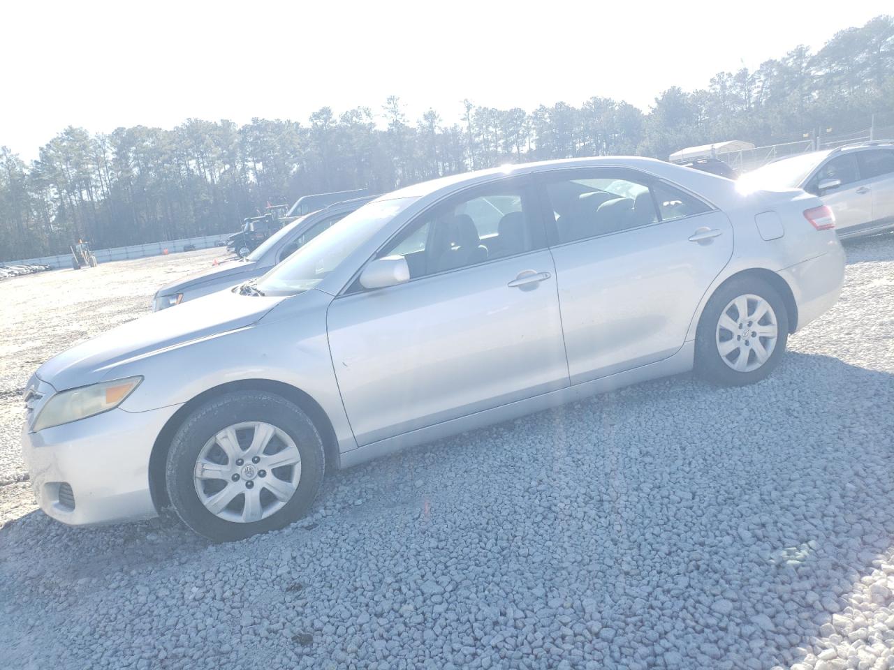 TOYOTA CAMRY BASE 2011