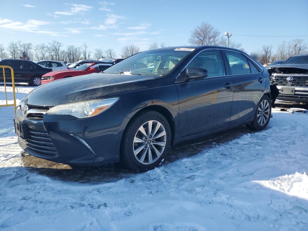 TOYOTA CAMRY LE 2015