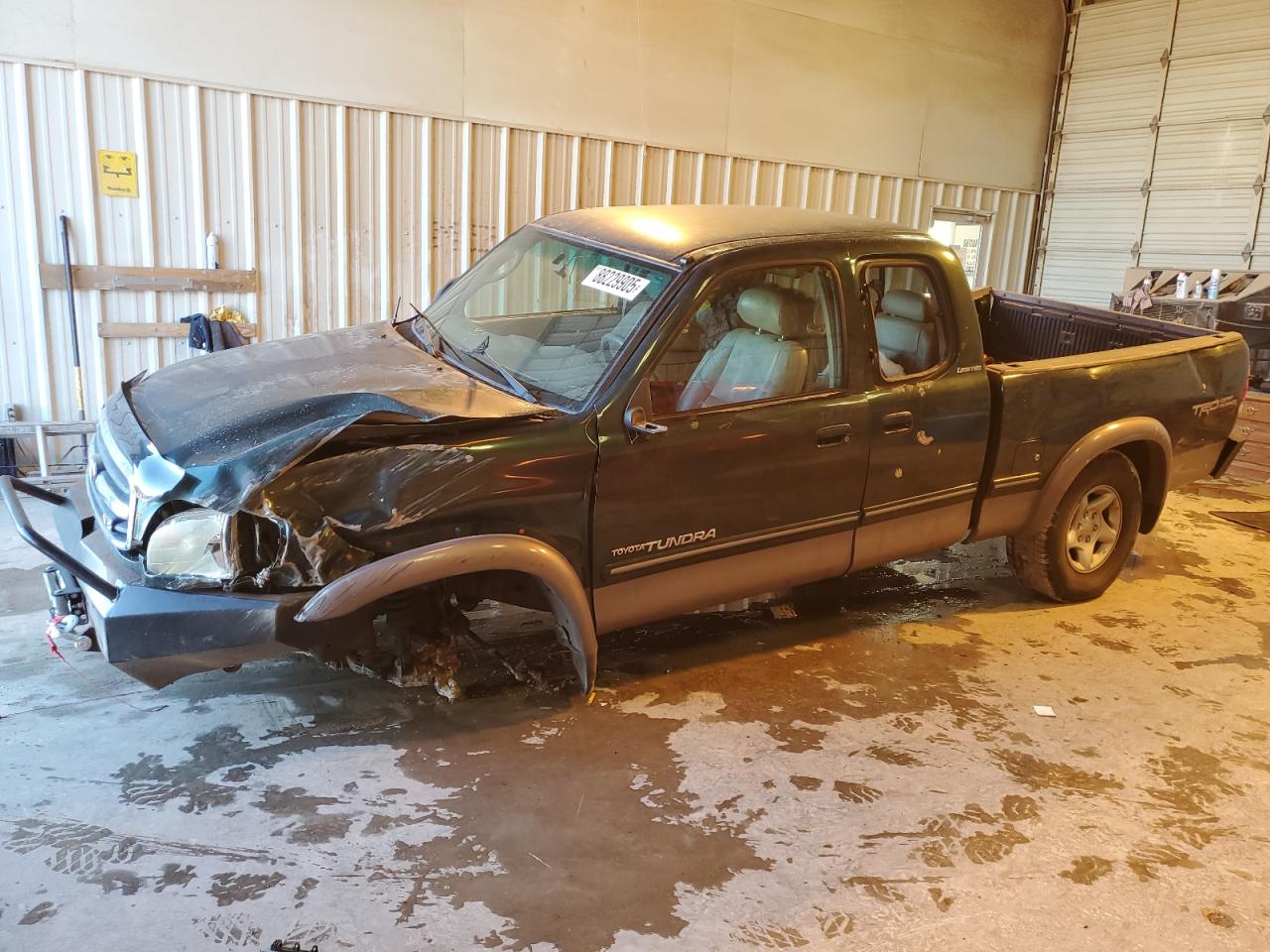 TOYOTA TUNDRA ACC 2002
