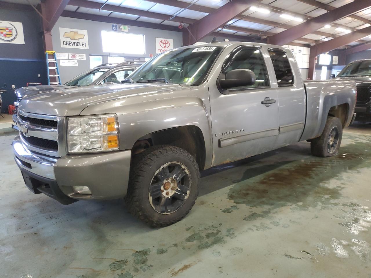 CHEVROLET SILVERADO 2009