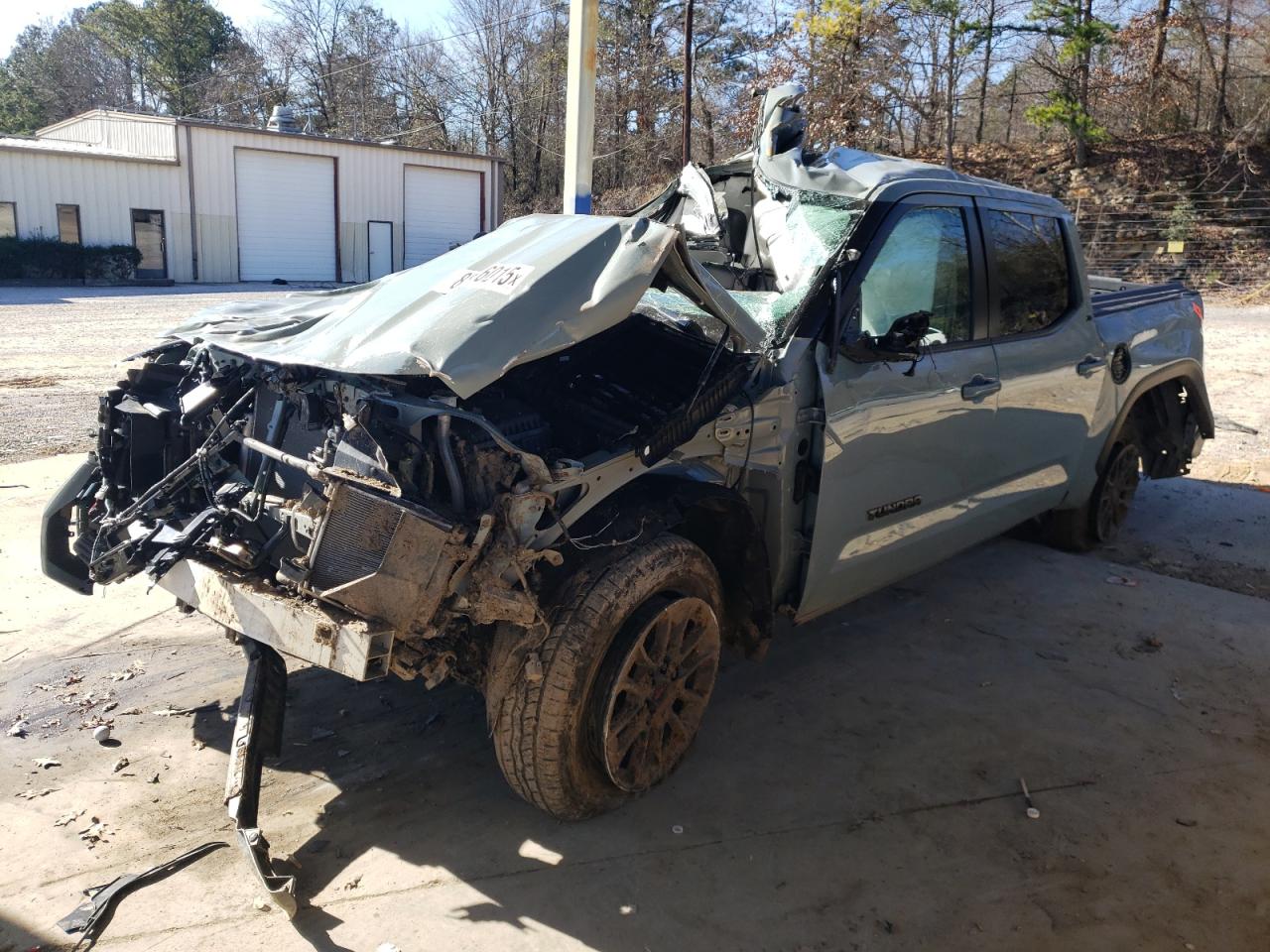 TOYOTA TUNDRA CRE 2024