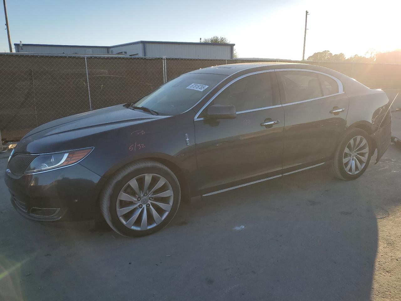 LINCOLN MKS 2013
