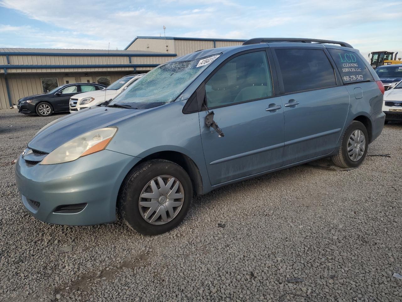 TOYOTA SIENNA CE 2006