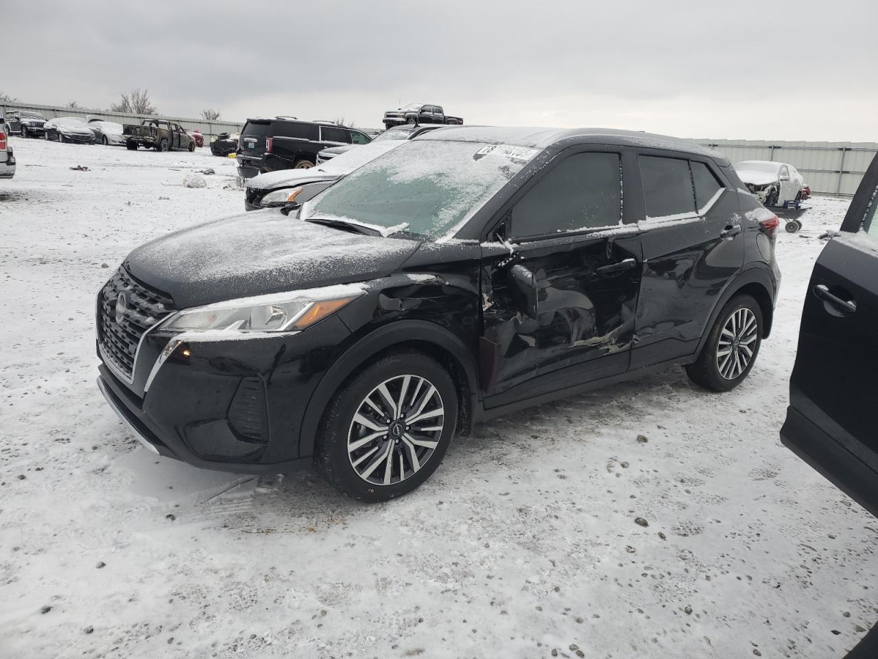 NISSAN KICKS SV 2024