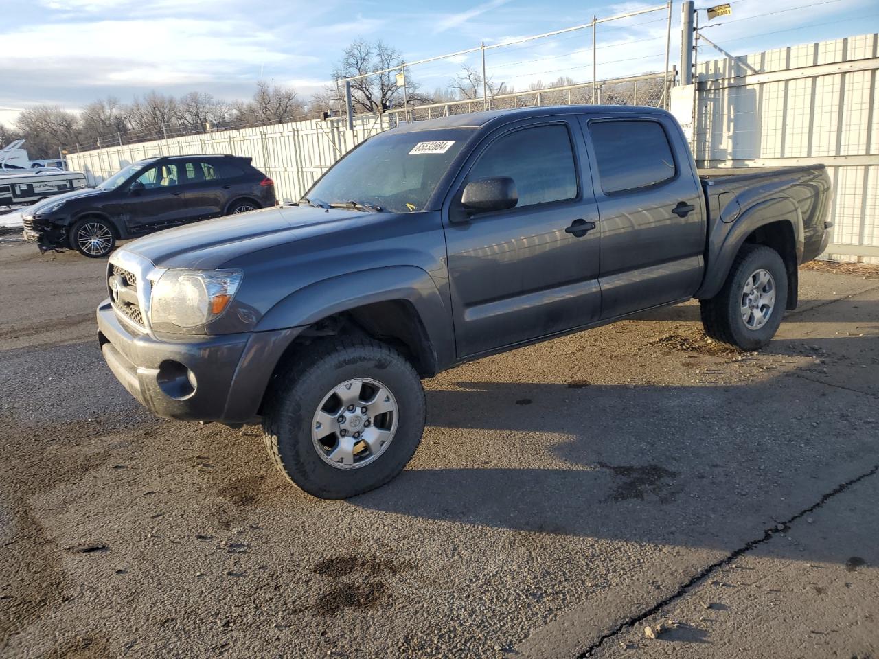 TOYOTA TACOMA DOU 2011