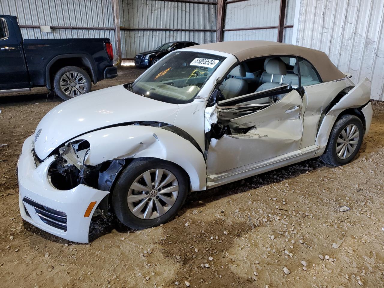 VOLKSWAGEN BEETLE S 2019