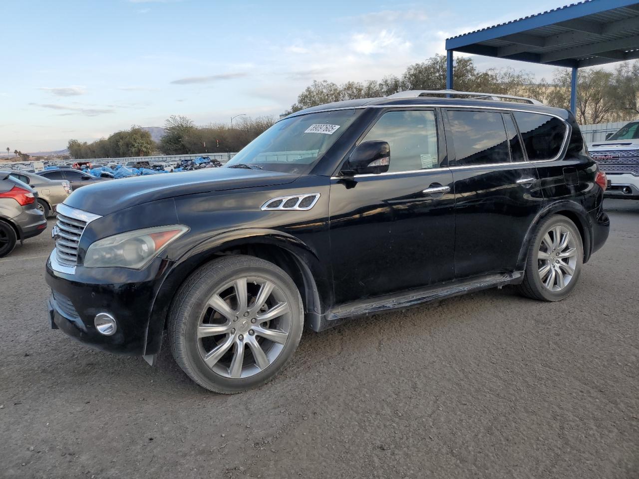 INFINITI QX56 2011