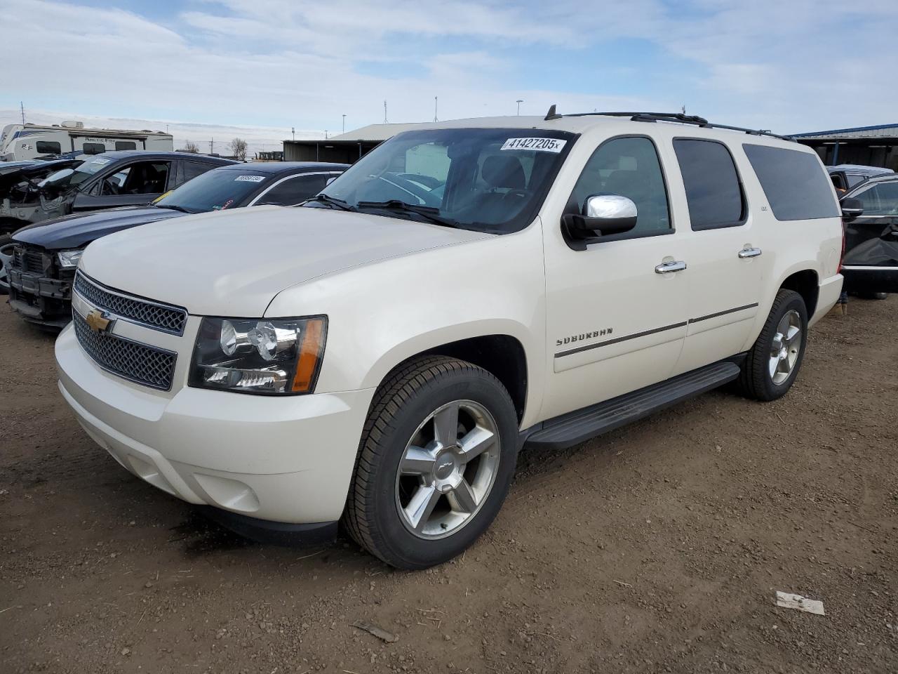 CHEVROLET SUBURBAN K 2014