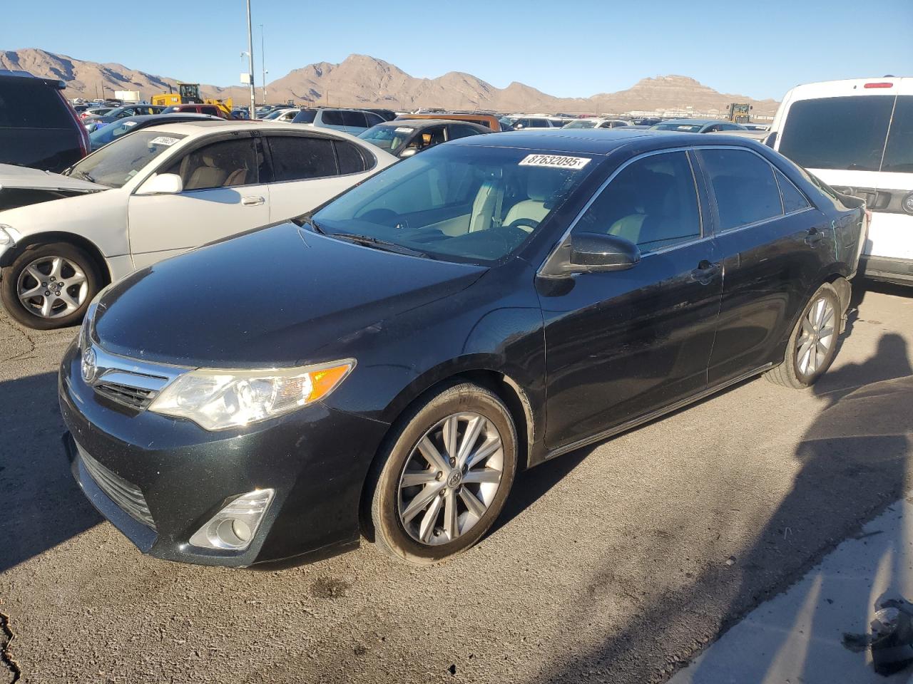 TOYOTA CAMRY BASE 2012