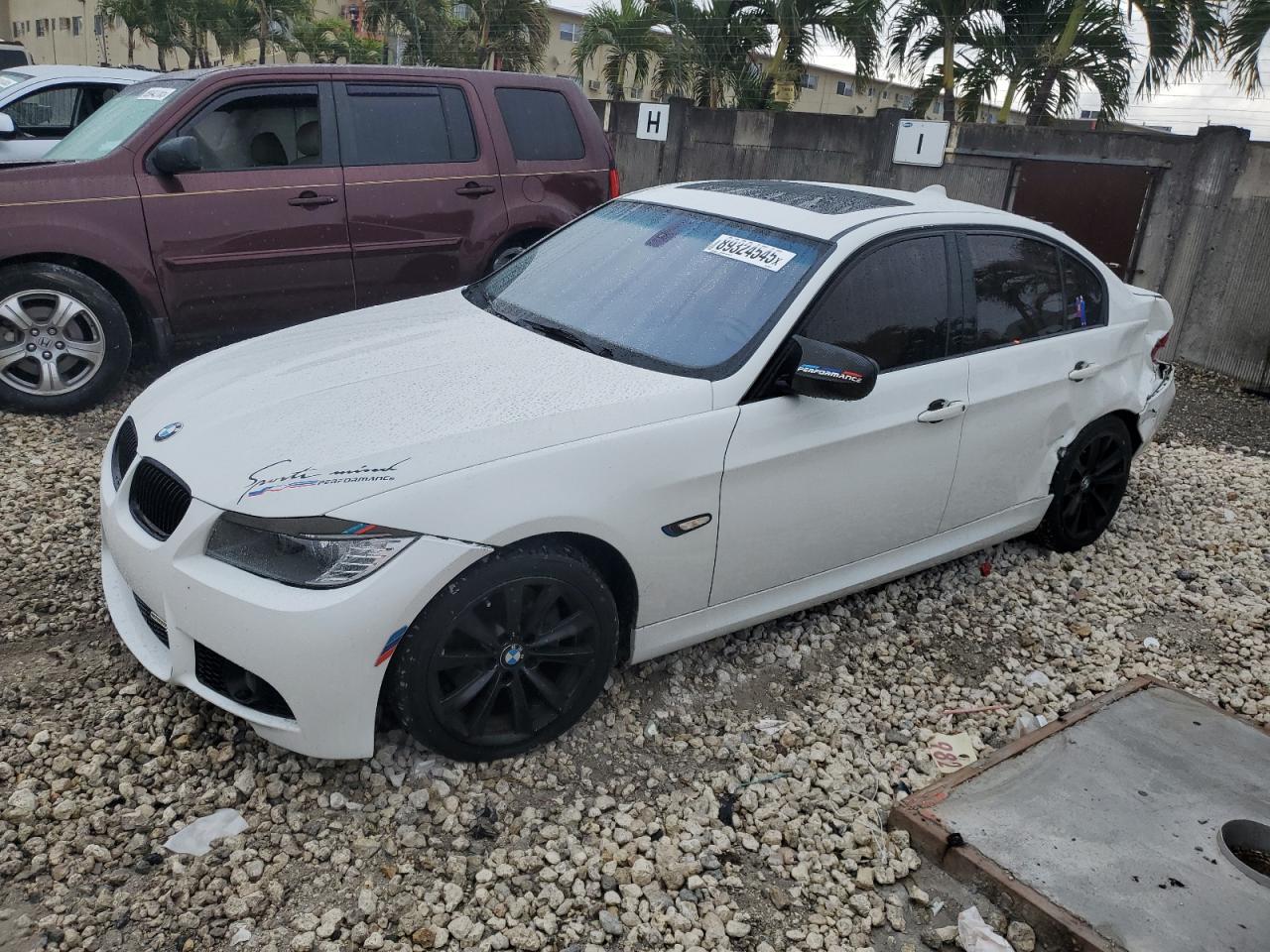 BMW 328 I 2011