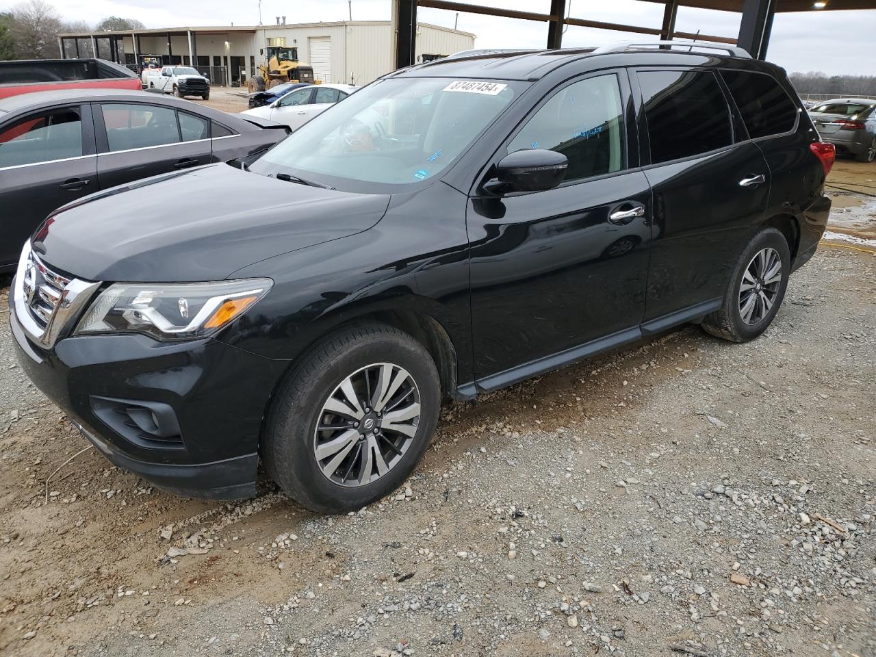 NISSAN PATHFINDER 2018