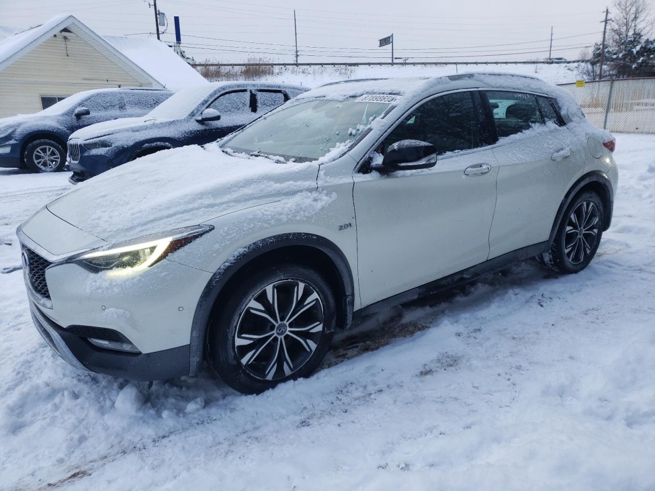 INFINITI QX30 BASE 2018