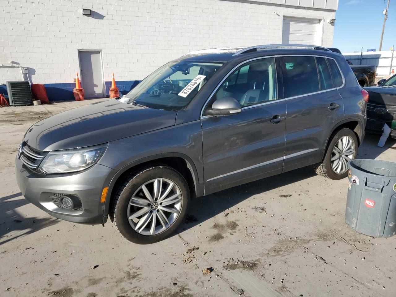 VOLKSWAGEN TIGUAN S 2016