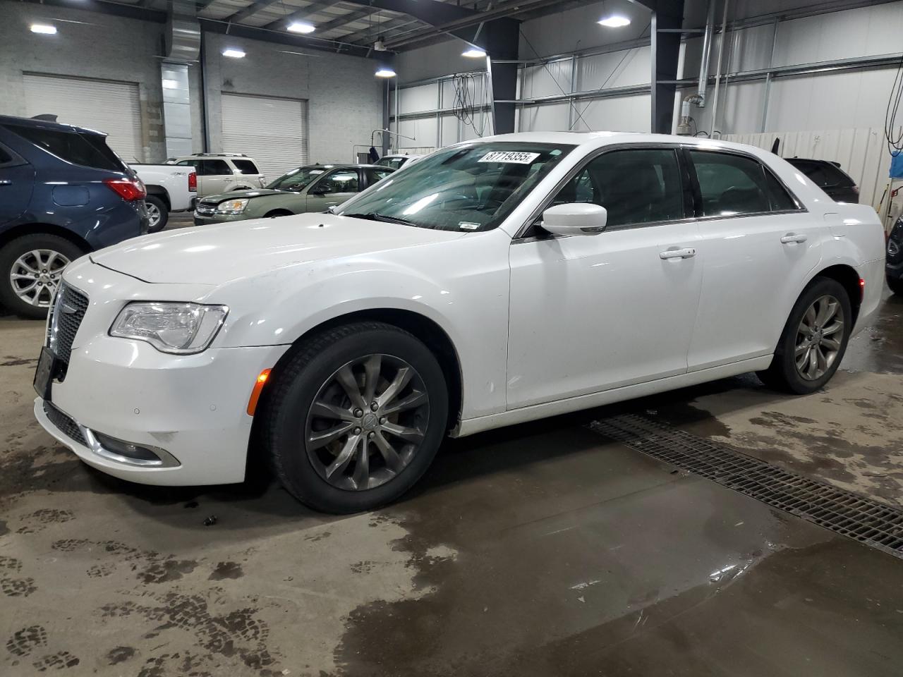 CHRYSLER 300 LIMITE 2015