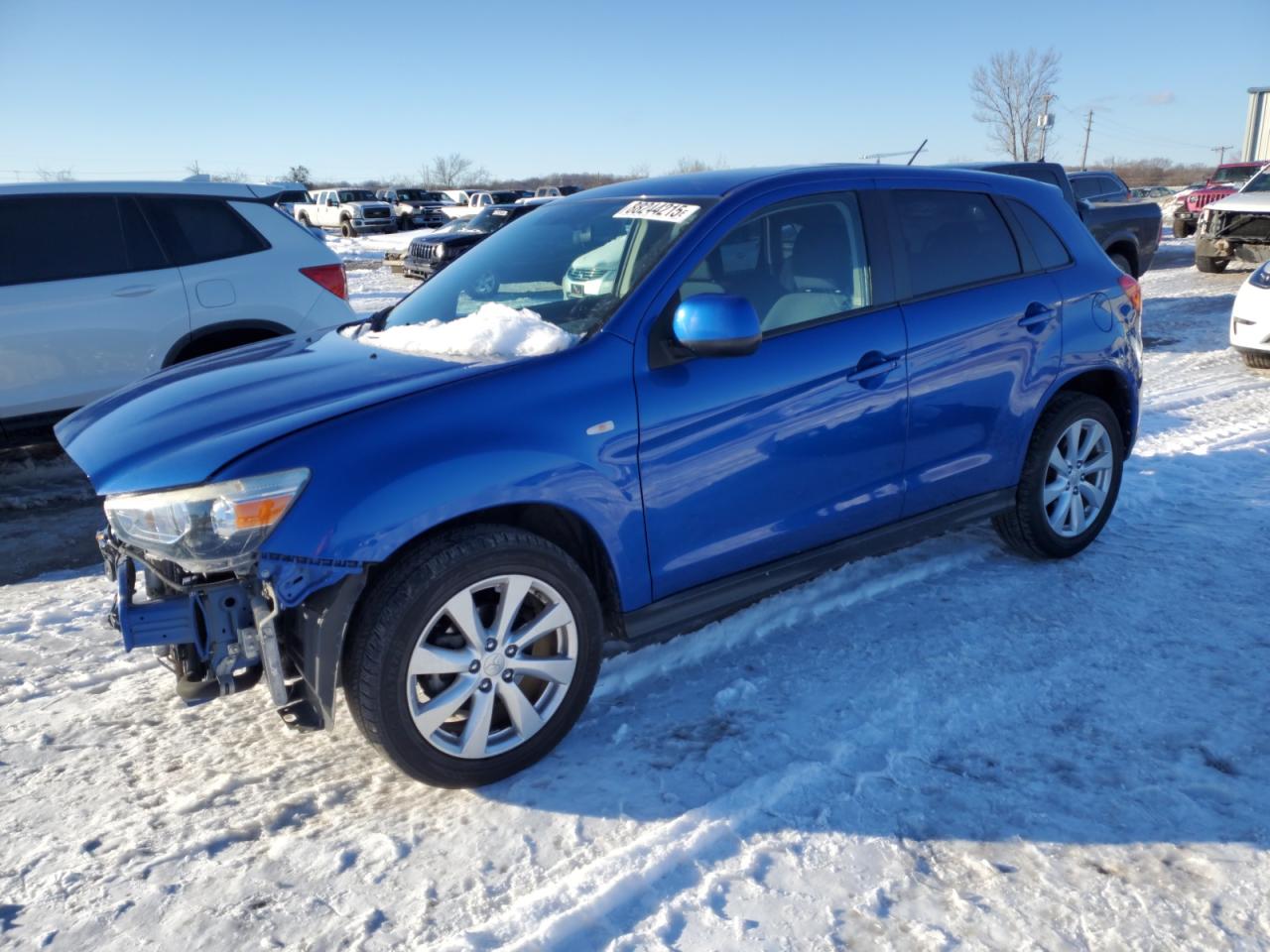 MITSUBISHI OUTLANDER 2015