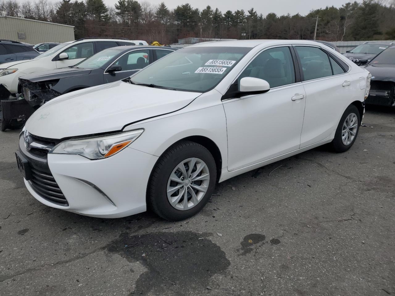 TOYOTA CAMRY LE 2017