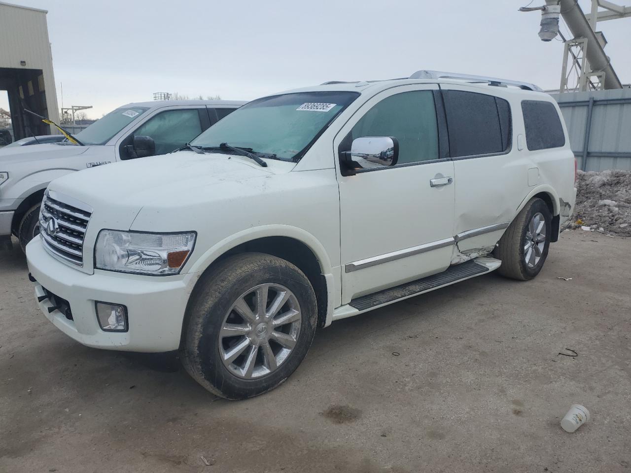 INFINITI QX56 2010