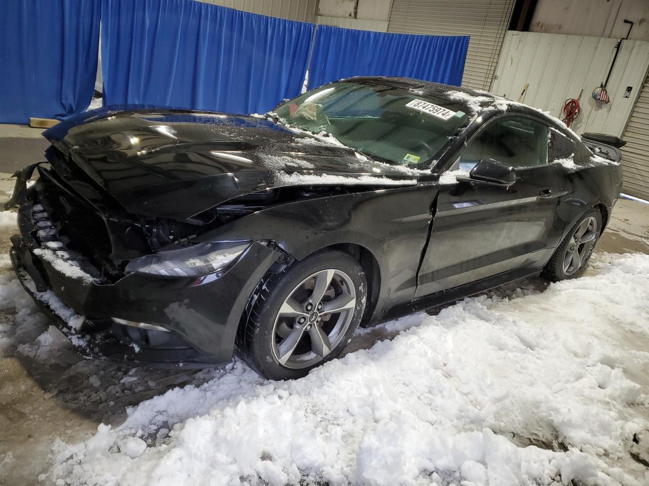 FORD MUSTANG 2015