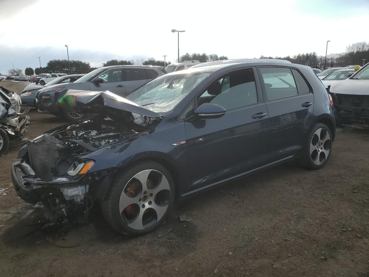 VOLKSWAGEN GTI 2015
