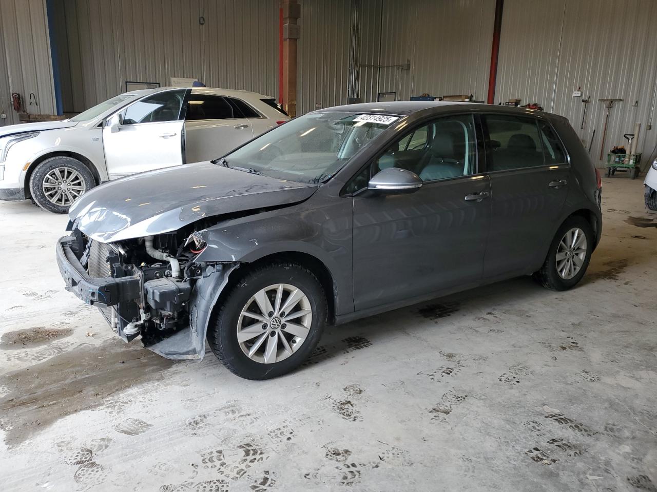VOLKSWAGEN GOLF 2015