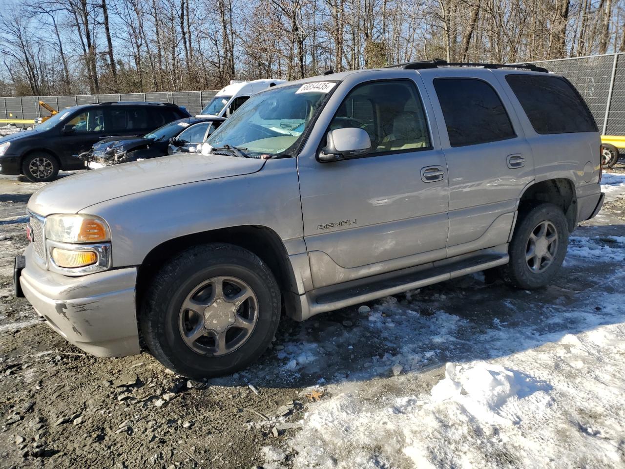GMC YUKON DENA 2004