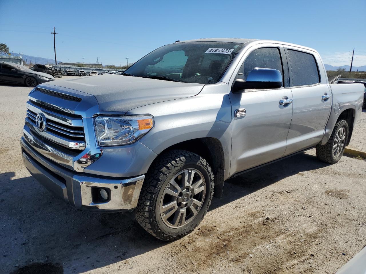 TOYOTA TUNDRA CRE 2017