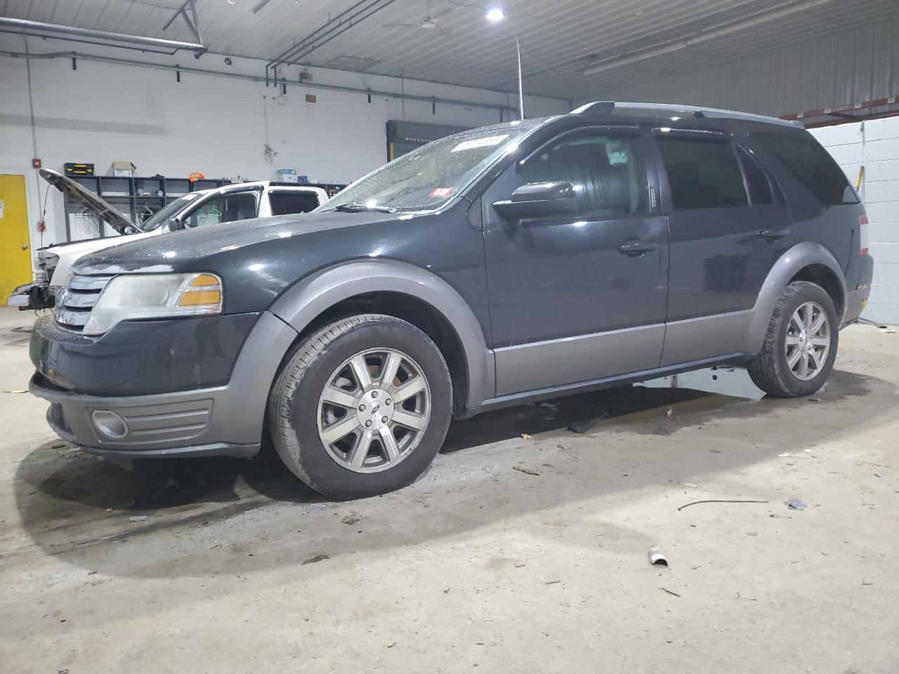 FORD TAURUS X S 2008