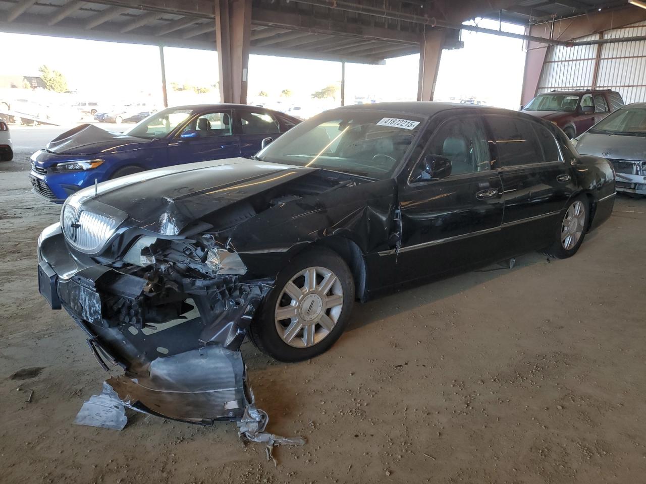 LINCOLN TOWN CAR E 2008
