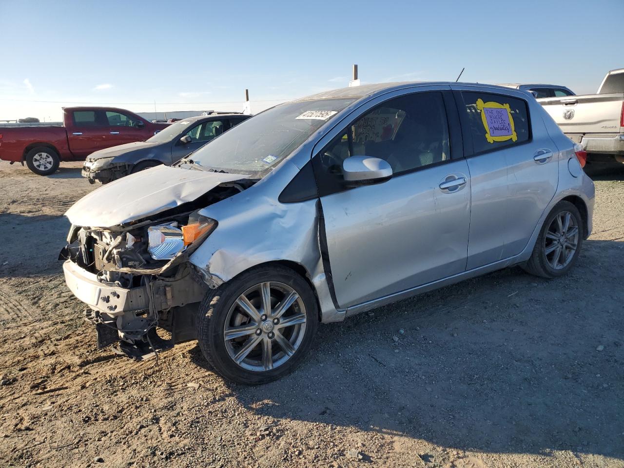 TOYOTA YARIS 2013