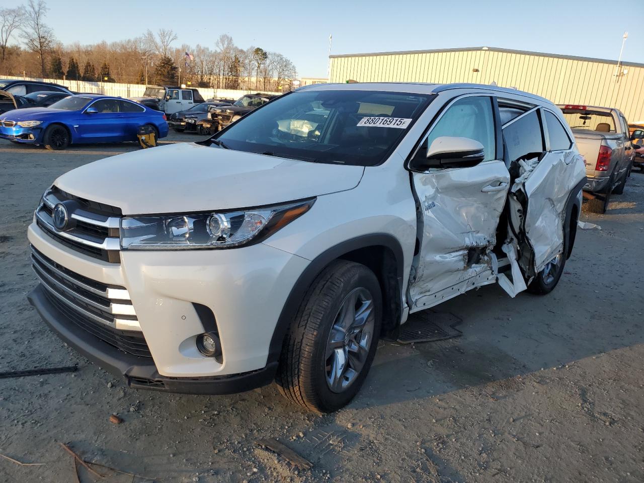 TOYOTA HIGHLANDER 2019