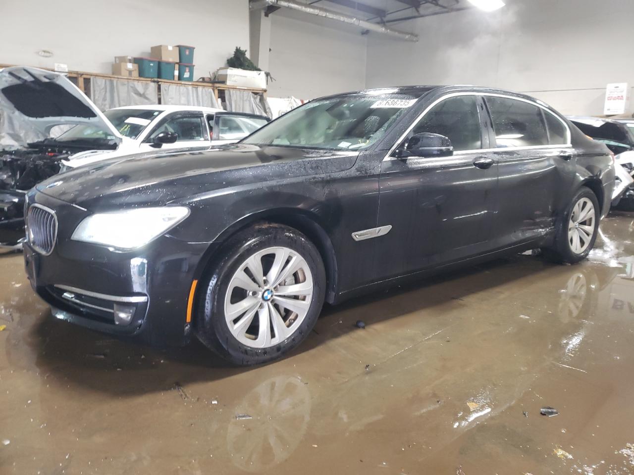 BMW 740 LXI 2015