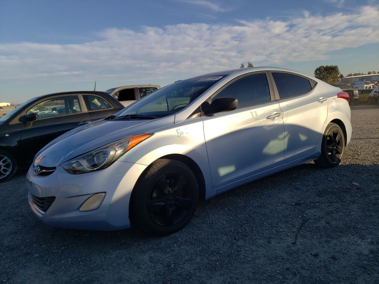 HYUNDAI ELANTRA GL 2012