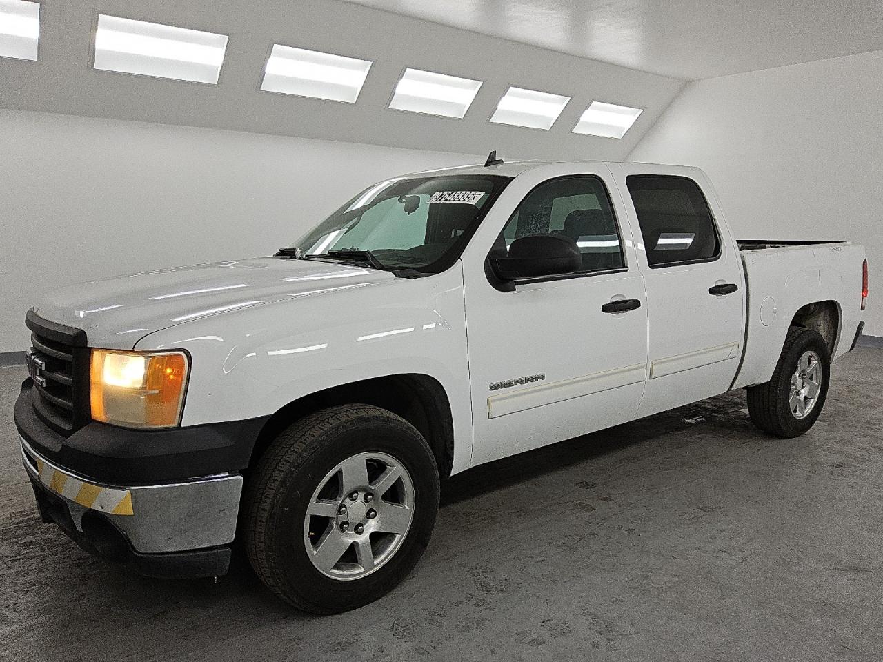 GMC SIERRA C15 2013