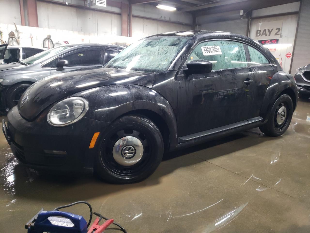 VOLKSWAGEN BEETLE 2013