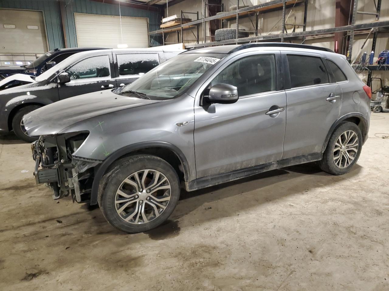 MITSUBISHI OUTLANDER 2016