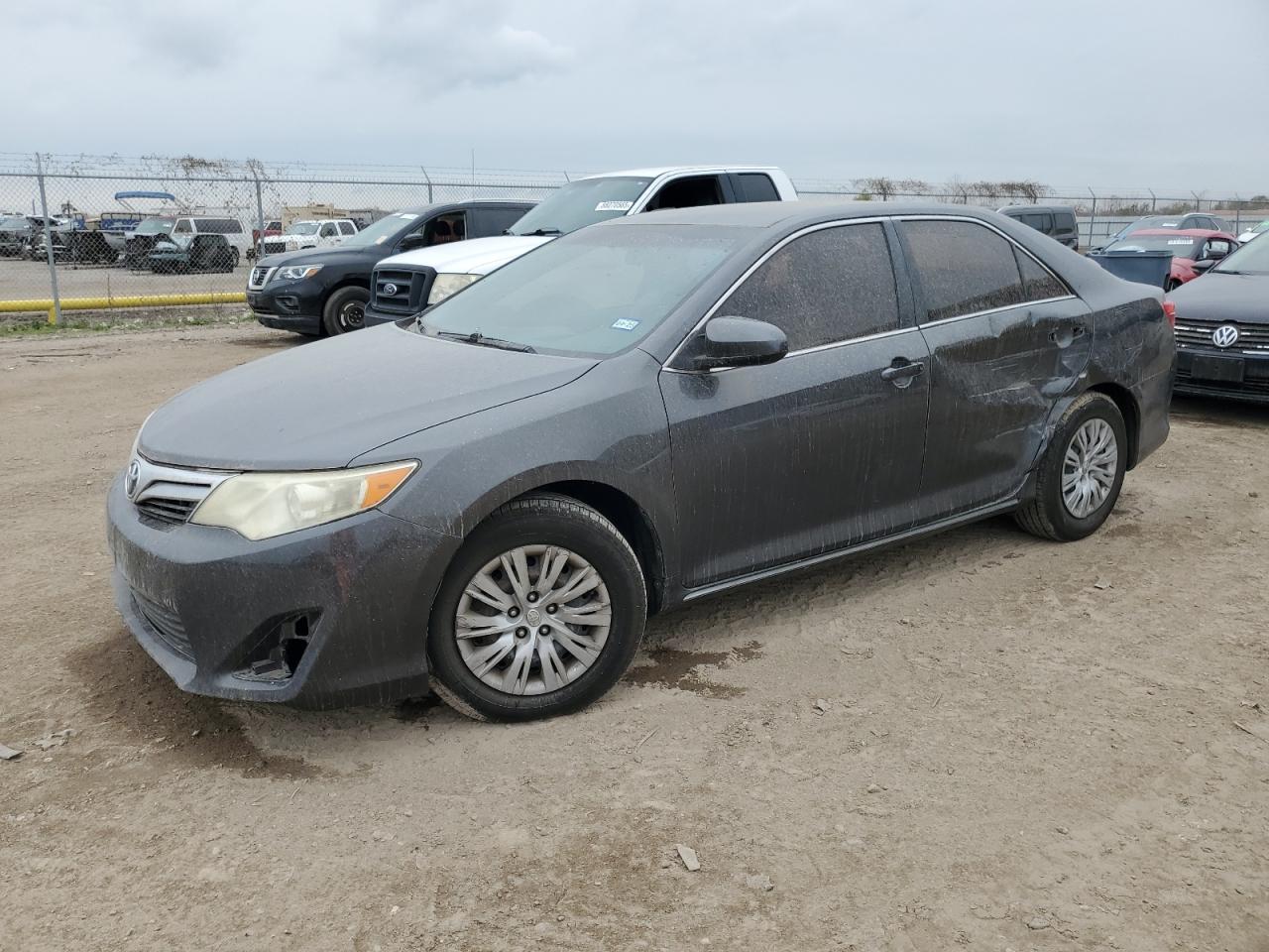 TOYOTA CAMRY 2012