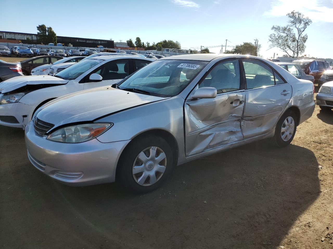 TOYOTA CAMRY LE 2004