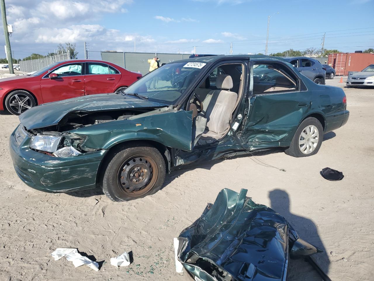 TOYOTA CAMRY CE 2000