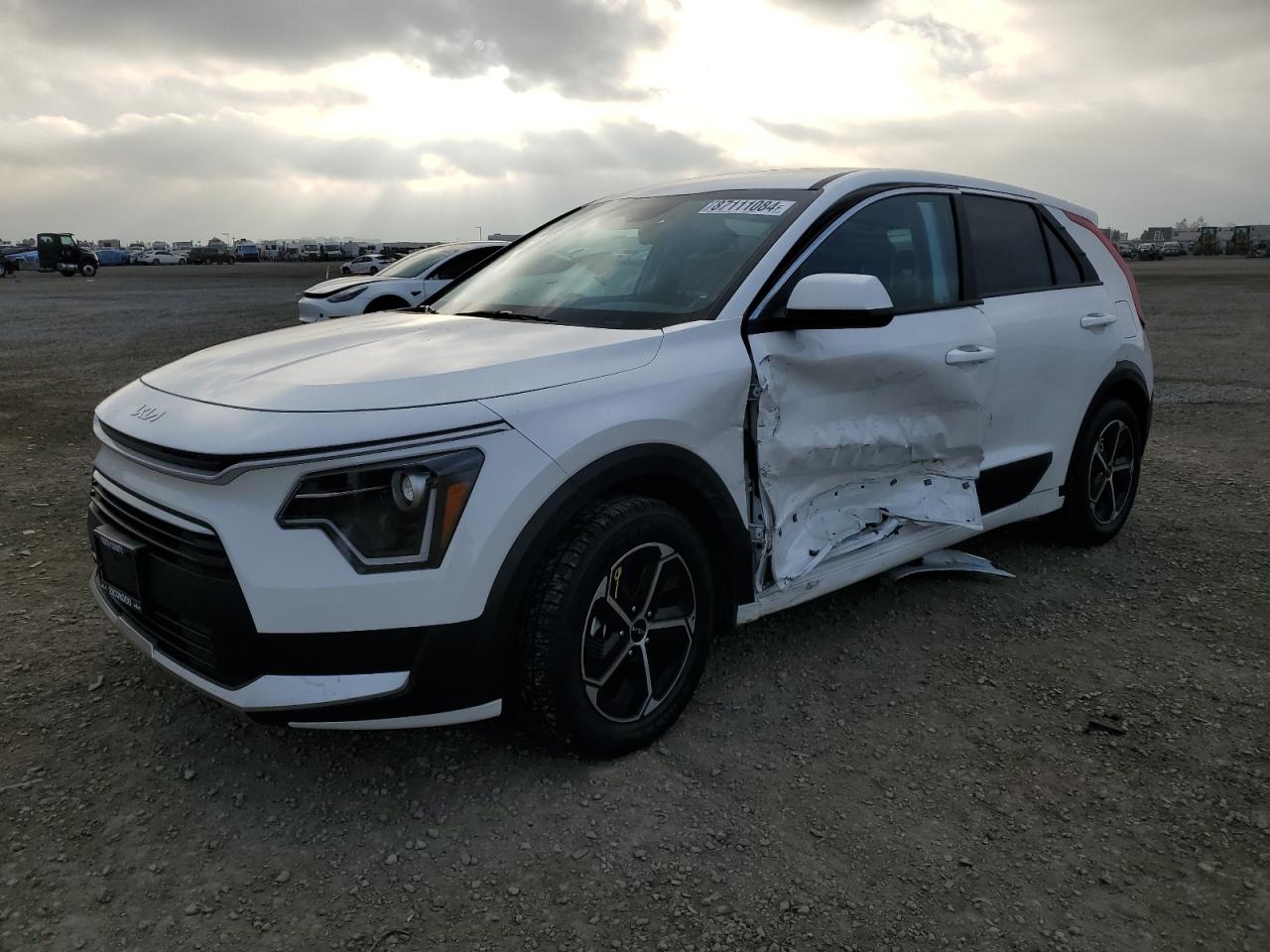 KIA NIRO LX 2024