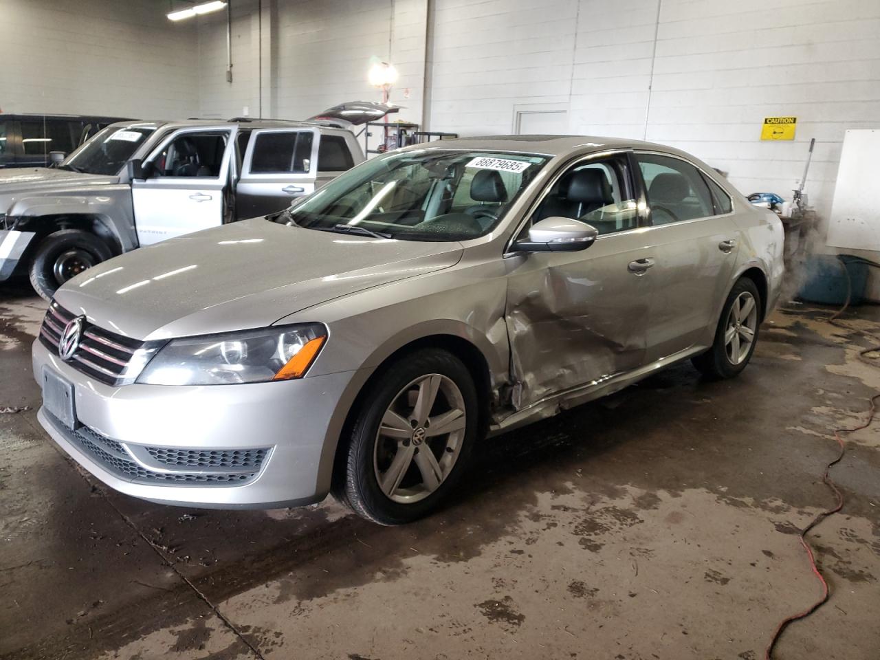 VOLKSWAGEN PASSAT SE 2012