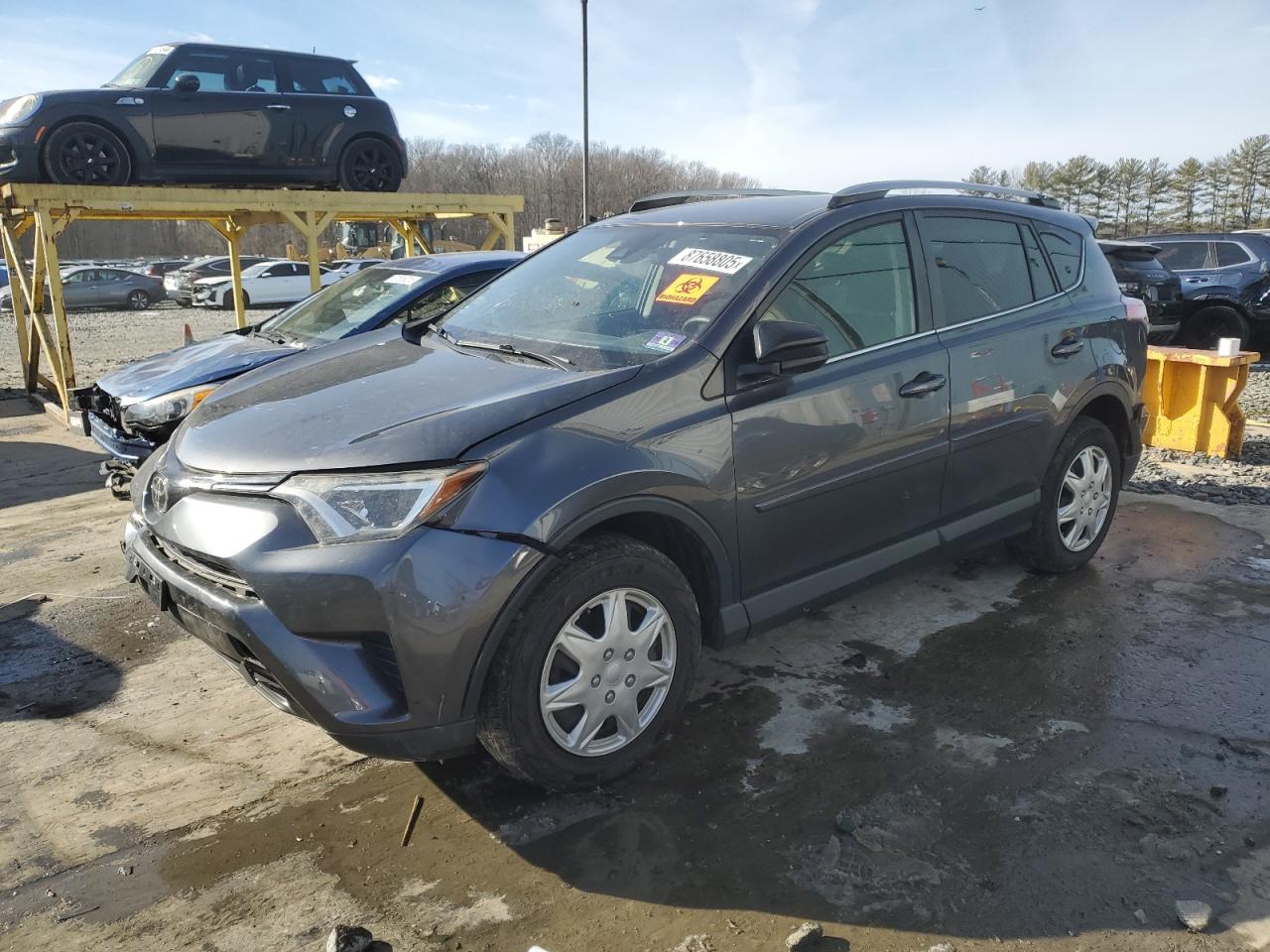 TOYOTA RAV4 LE 2018