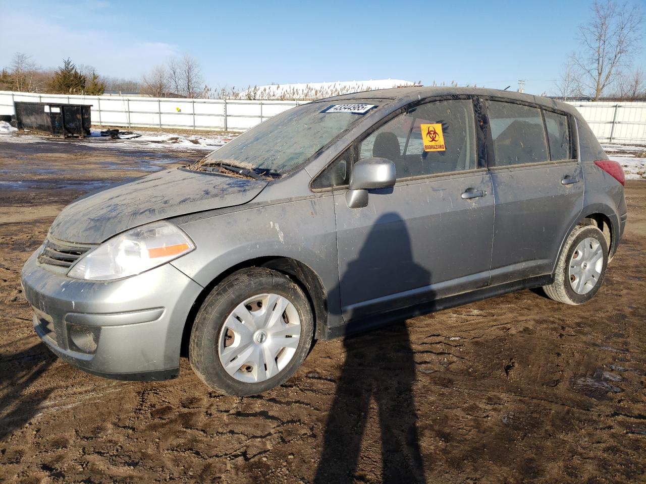 NISSAN VERSA S 2012