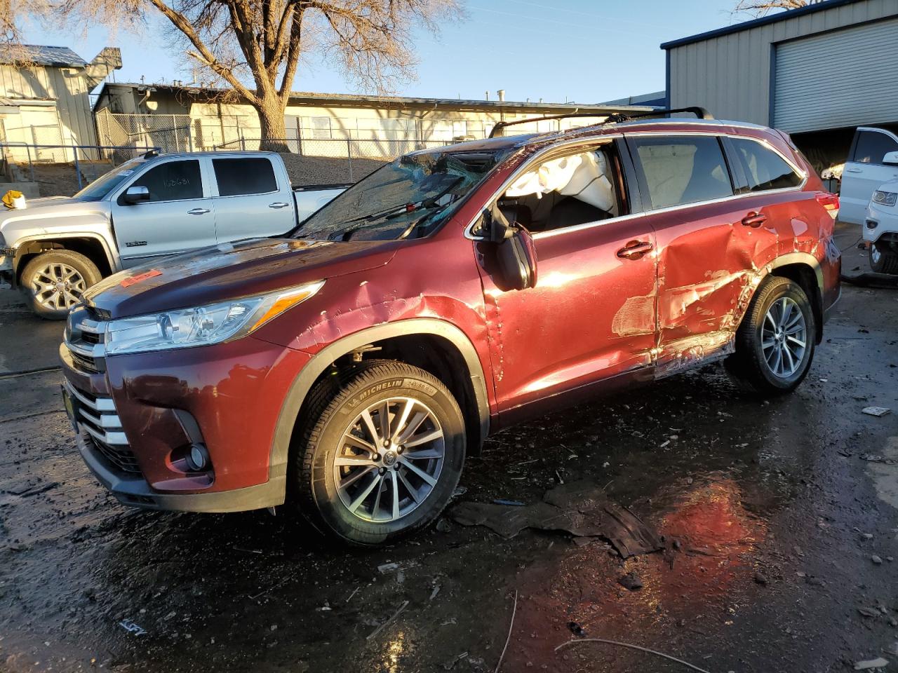 TOYOTA HIGHLANDER 2018