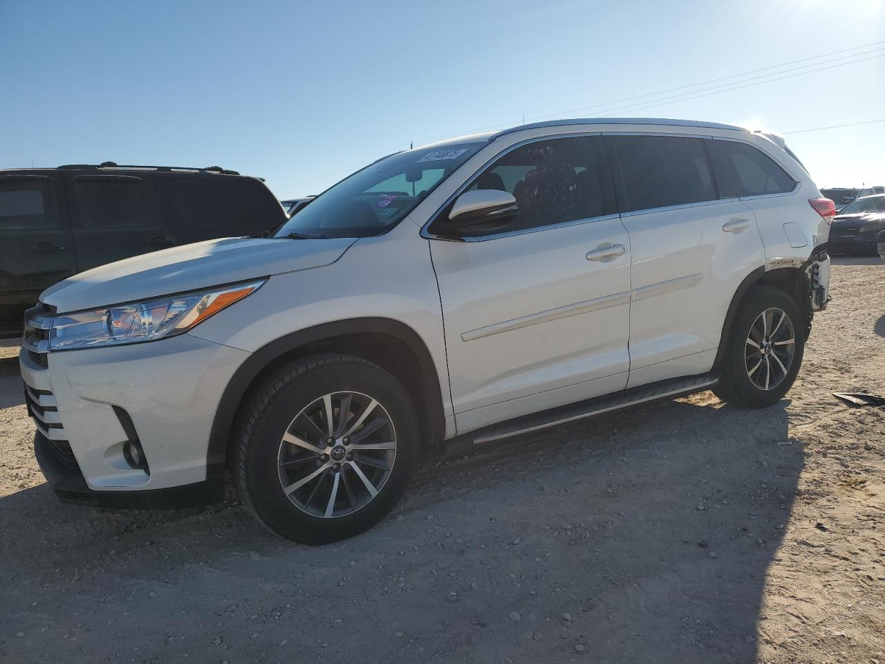 TOYOTA HIGHLANDER 2017