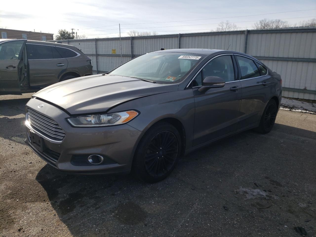 FORD FUSION SE 2013