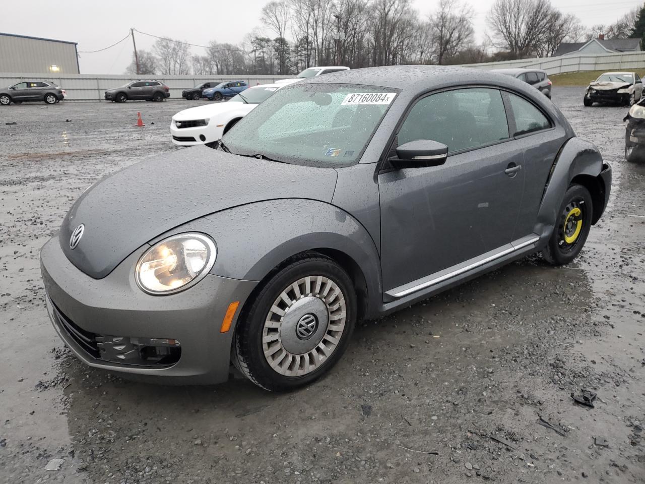 VOLKSWAGEN BEETLE 2013