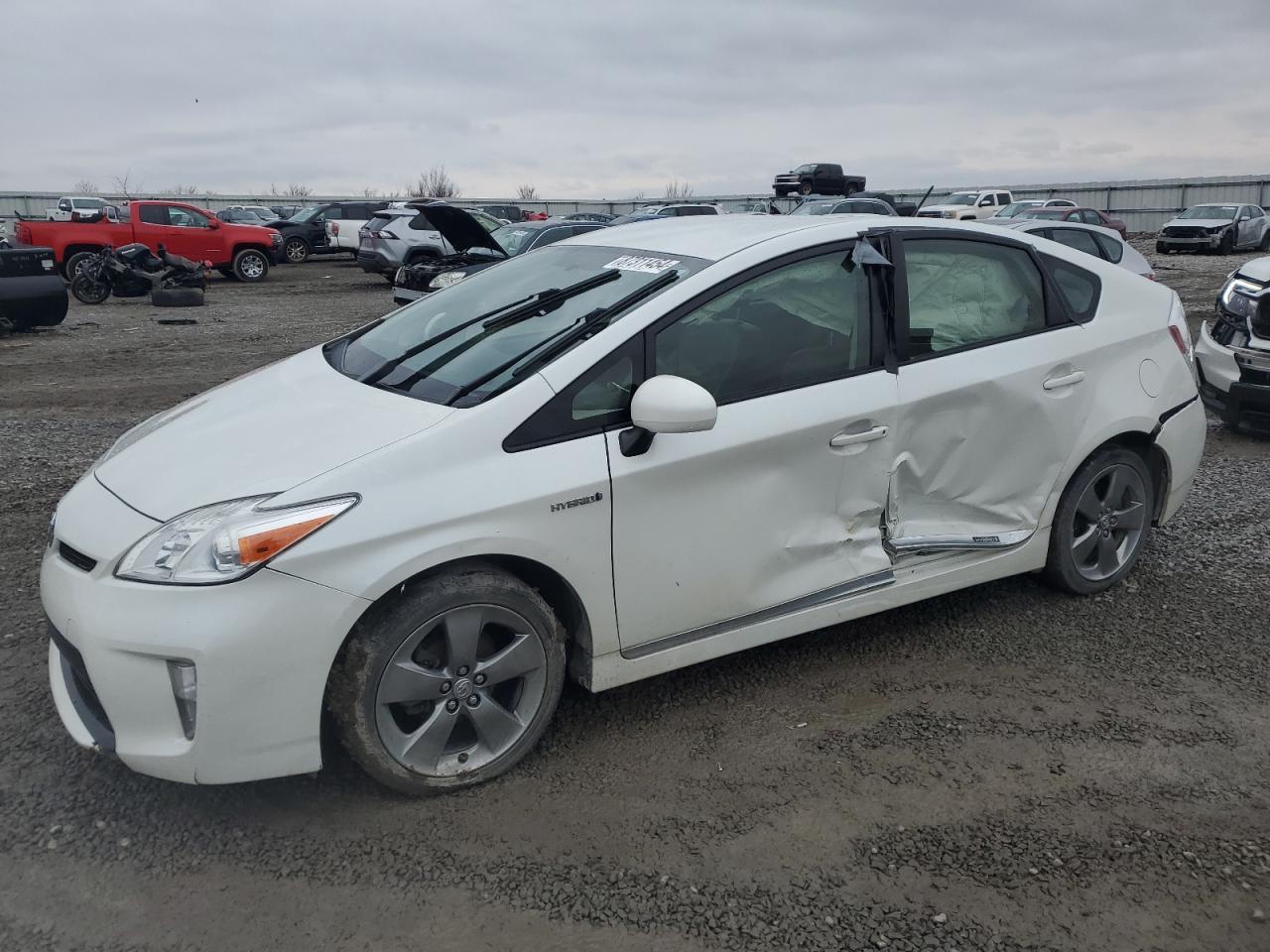 TOYOTA PRIUS 2013